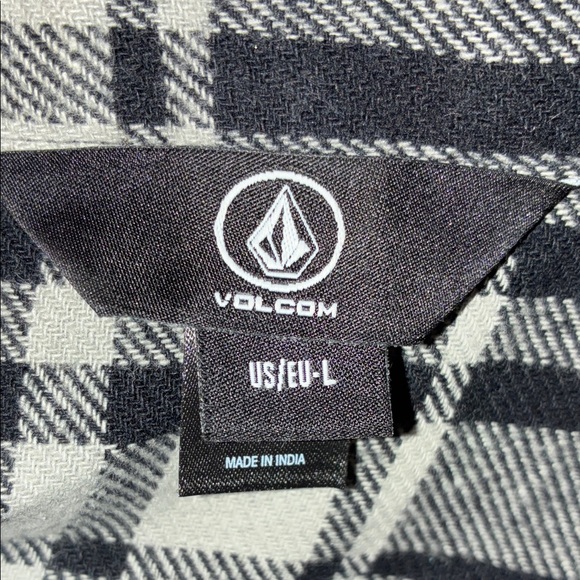 Volcom Monochrome Checkered Shirt - Picture 1 of 6